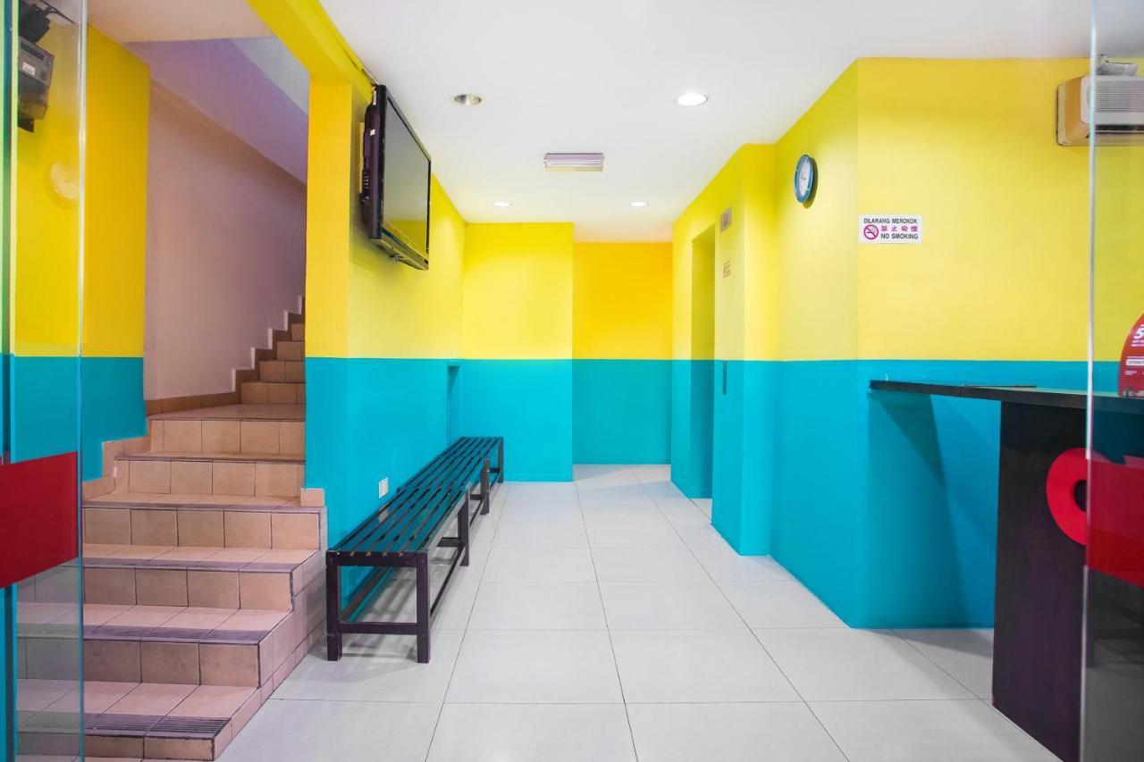 OYO 89688 Alor Street Hotel Kuala Lumpur Exterior foto