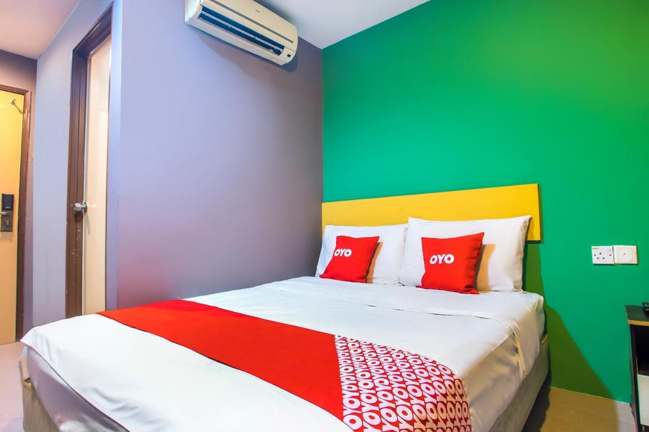 OYO 89688 Alor Street Hotel Kuala Lumpur Exterior foto