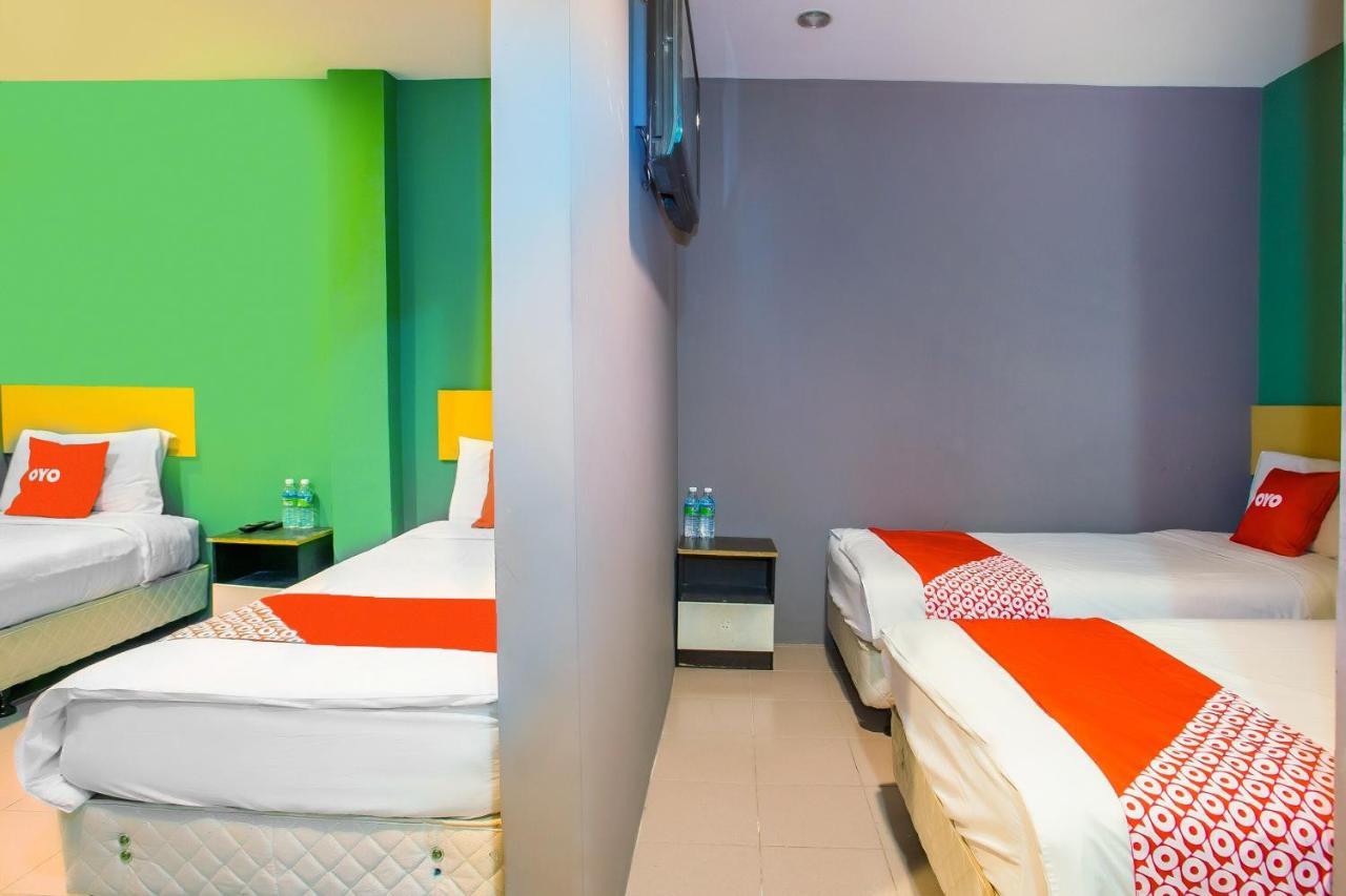 OYO 89688 Alor Street Hotel Kuala Lumpur Exterior foto