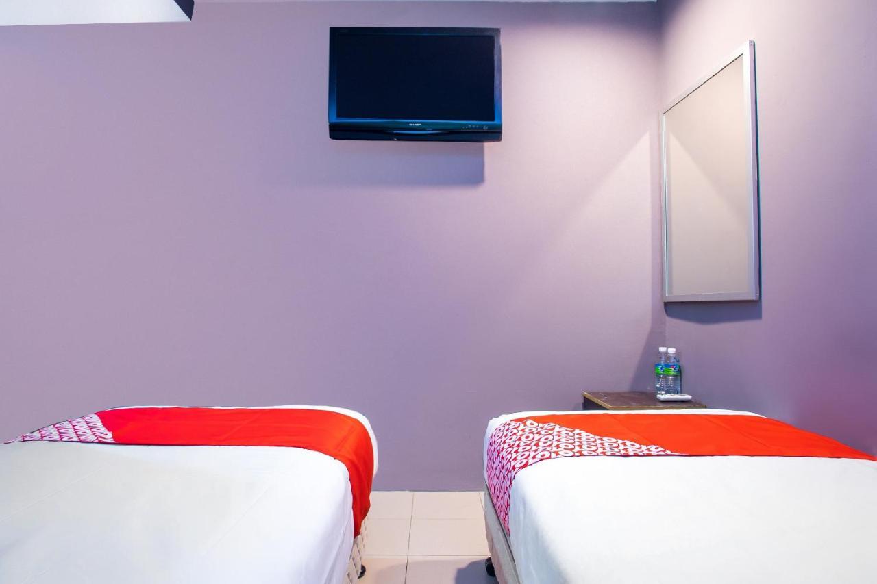 OYO 89688 Alor Street Hotel Kuala Lumpur Exterior foto