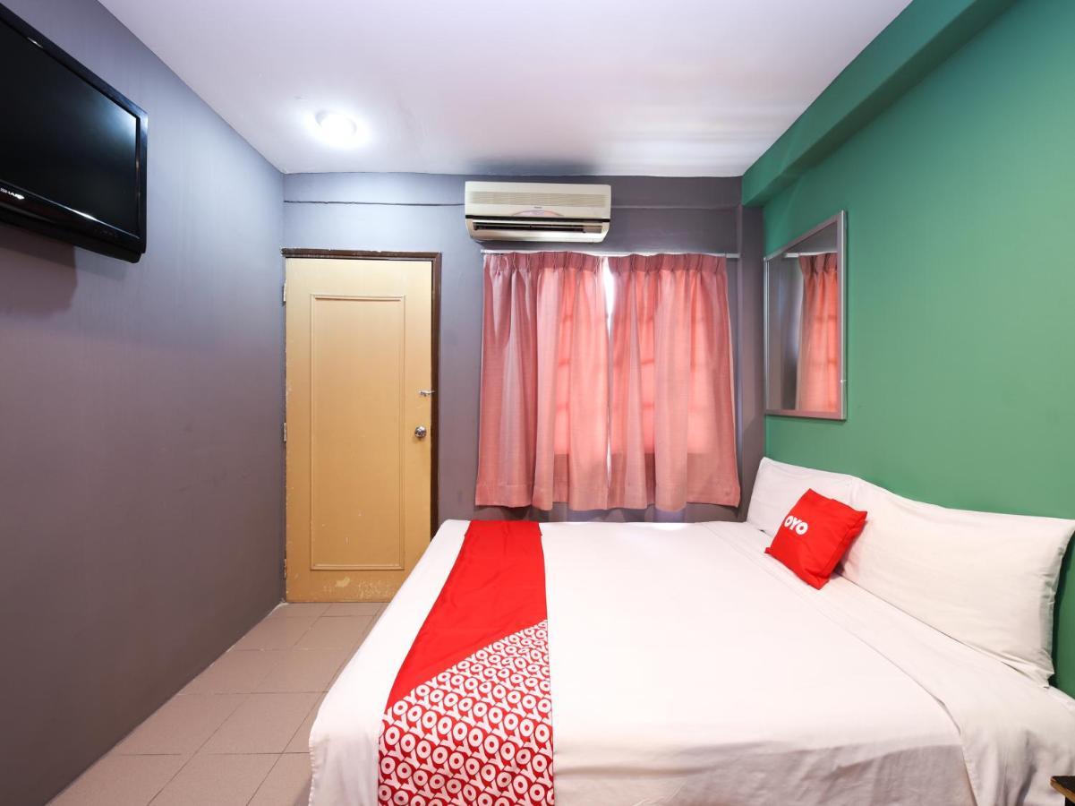 OYO 89688 Alor Street Hotel Kuala Lumpur Exterior foto