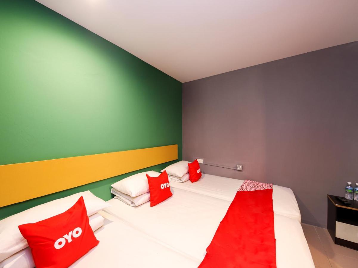OYO 89688 Alor Street Hotel Kuala Lumpur Exterior foto