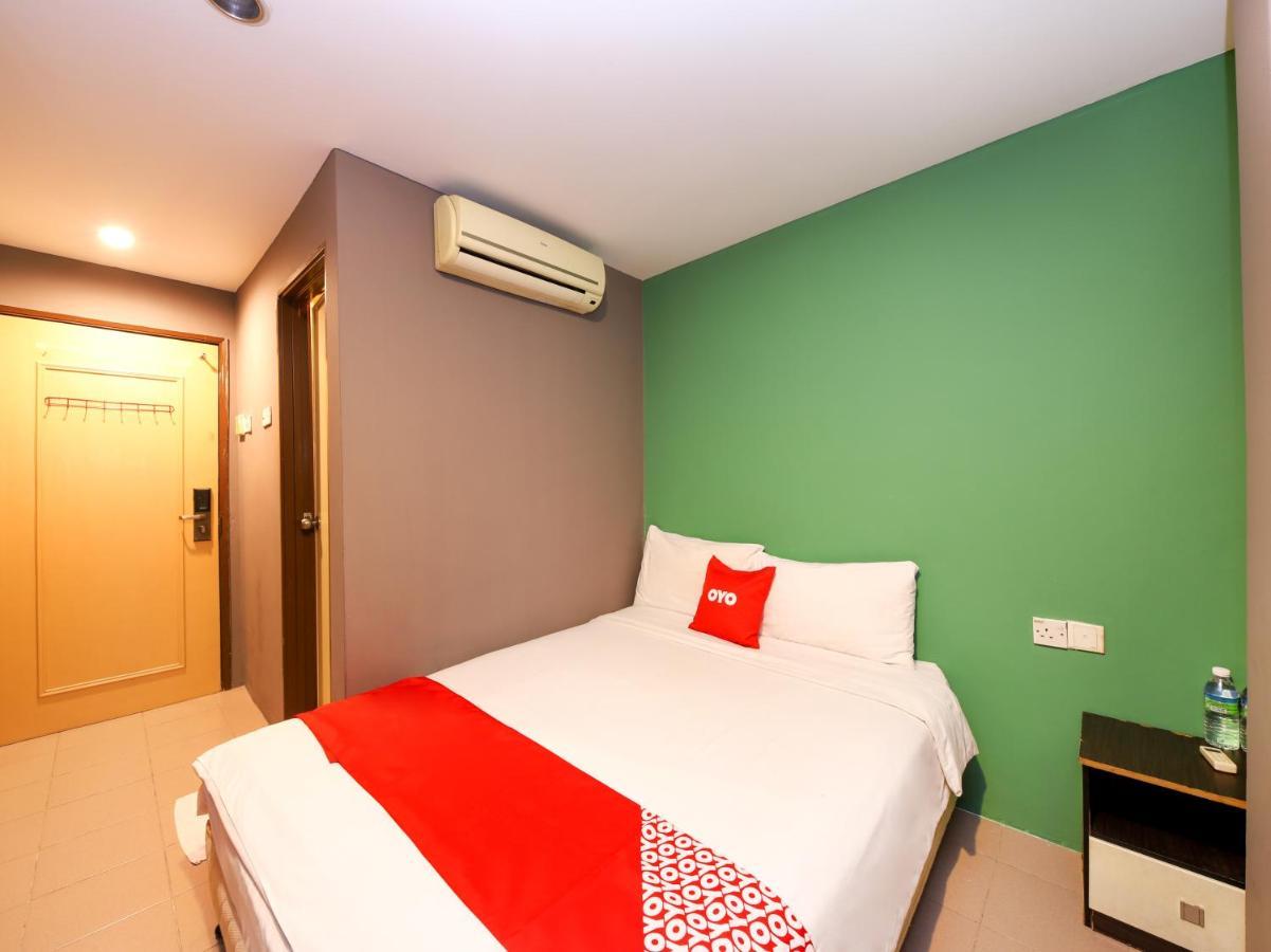 OYO 89688 Alor Street Hotel Kuala Lumpur Exterior foto